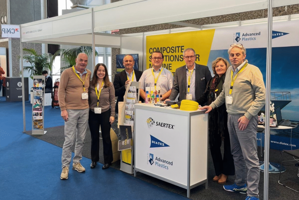 Group photo at the exhibition stand